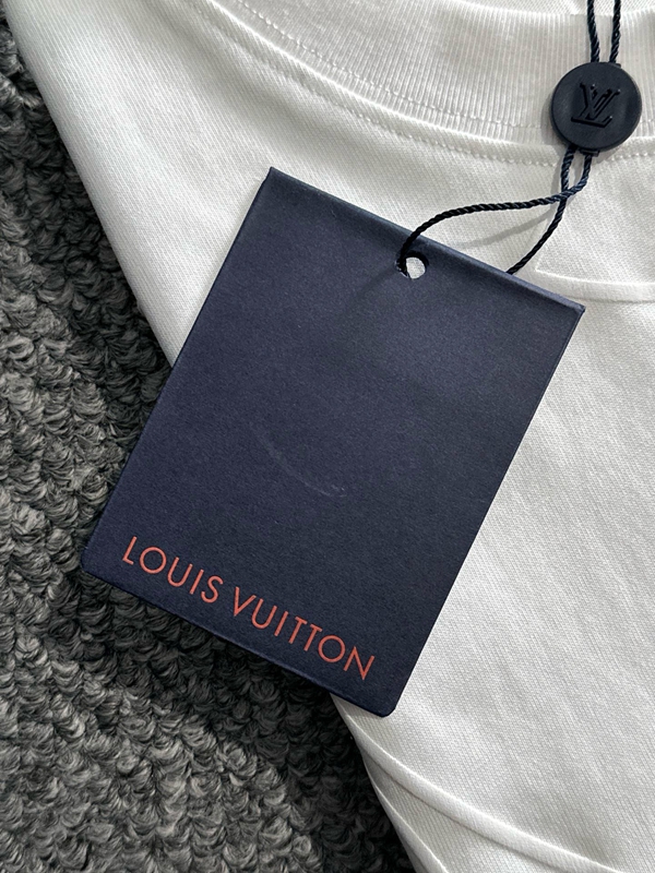 ブランドTシャツ素材ディテール